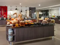 Ibis Bangkok Riverside Các khách sạn gần Bến tàu Si Phraya