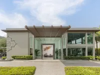 أتيز فوكيت باتونج Hotels near محمية فوكيت كاثو للأفيال