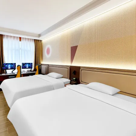 Yaxin E-Sports Hotel (Guangxi Modern Vocational College)
