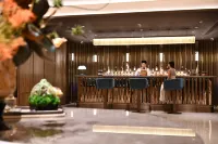 โรงแรมคริสตัล เอี้ยนไถ มหาวิทยาลัย - ที่มีบาร์