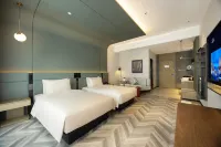 Summit Hotel (Zhaxizong Township Everest Town)