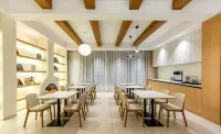 Yunyou Light Luxury Homestay (Burqin Branch) - 2-Star
