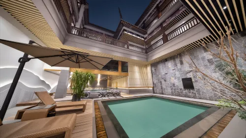 Maitreya Chizhiquan Hot Spring Hotel (Maitreya Honghe Water Township)