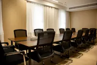 Yunqi Hotel