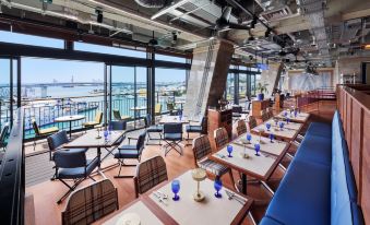 South Gate Hotel Okinawa Naha Tomari Port (Direct Access to Tomarin)