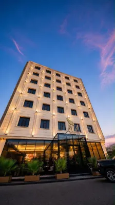 BAZ Hotel Airport Road - 4つ星