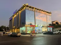 Nasim Azraq Hotel - Parvekkeita
