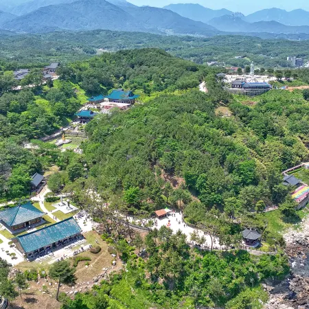 Potalaka Naksan Beach Wellness