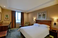 City Lodge Hotel Fourways - Rooftop Pools