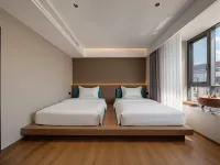 Jianshui Xinghe Hotel - parkir