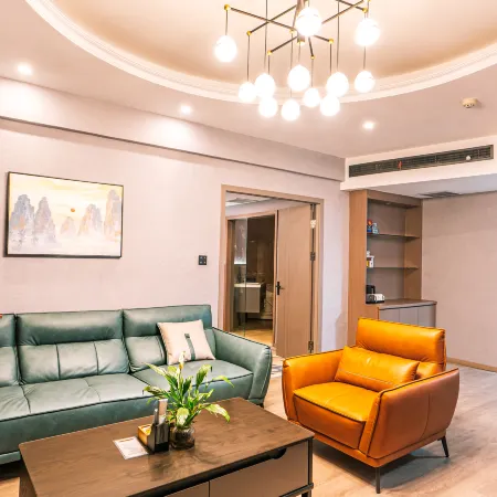 Xiangjun Hotel, Shuangfeng County