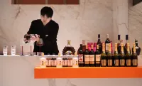 Four Seasons Fashion Hotel (Yongkang South Railway Station Xijinqiao Pedestrian Street)