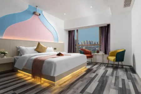 Yifeng Hotel