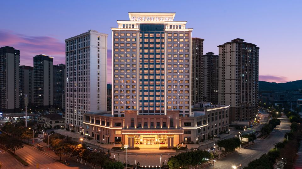 Golden Bauhinia Interstellar Hotel