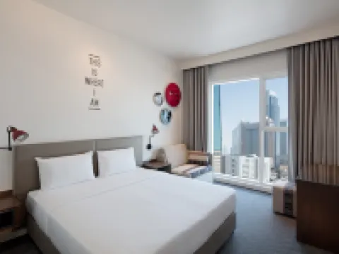 روف تريد سنتر Hotels near مركز دبي المالي العالمي