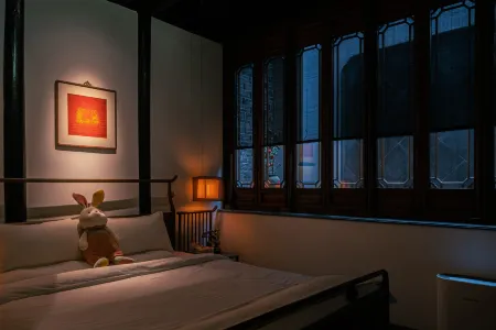 Zhujiajiao Jingting Inn