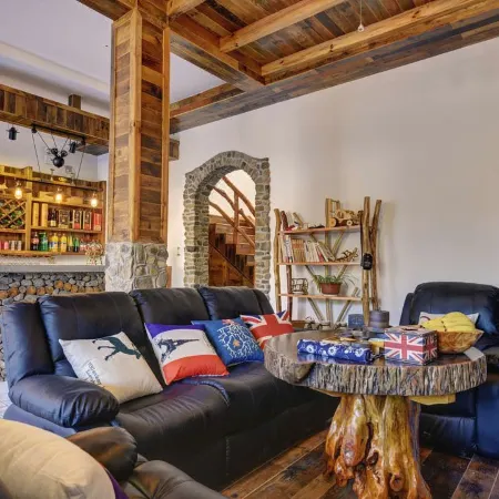 Moganshan Yaxuan Inn (Houwu Transfer Center)