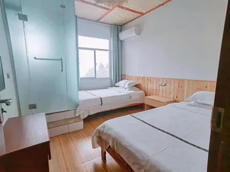 Chongqing Ruiju Farmhouse Отели рядом с достопримечательностью «Banliao Lake»