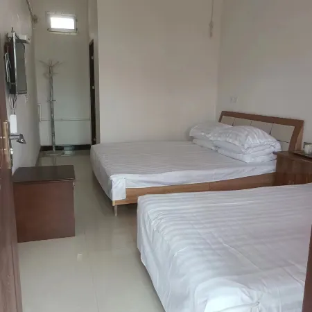 Jingtai View Building Farm Restaurant