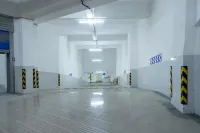 Vienna International Hotel - parking