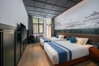 Jishang Hotel (Kunming Nanping Pedestrian Street Jinma Bijifang Branch)