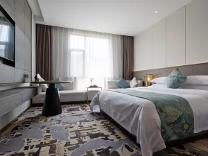 Junlan Jiangshan International Holiday Hotel