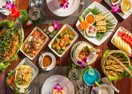 River Kwai Resotel Отели рядом с достопримечательностью «Sai Yok National Park»