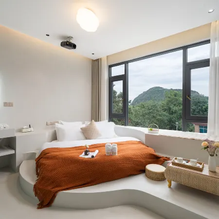 Xiyin Changxing View Light Luxury Holiday Meishu (Changxing Jiangnan Hongcun Branch)
