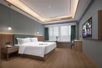 墨客歡庭酒店（長沙保利北中心鵝羊山地鐵站店） 鄰近灣田怡蓉園藝·怡蓉水族可麗愛專賣店的酒店