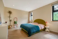Qinran Parent-child Garden·Jianshan Hot Spring Resort Villa