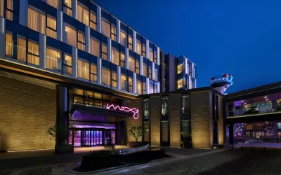 Moxy Xi'an Downtown Hôtels à : Xi'an
