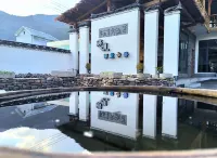 Meet Xilan Karp (Longshan Jabala Scenic Area)