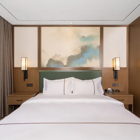 Heyue Business Hotel (ENJOY.LAND)