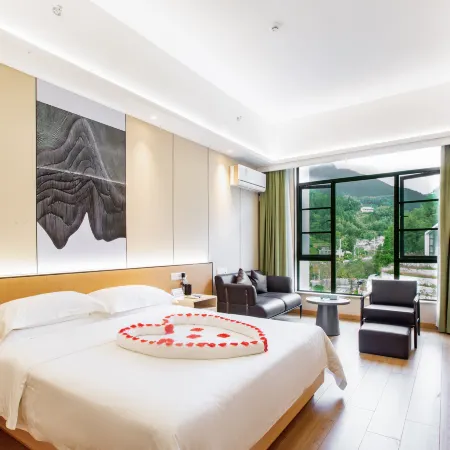 Yuyue Hot Spring Holiday Hotel