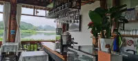 普者黑水雲間湖景客棧