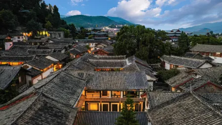 Lijiang Yunsun Shixi Homestay (Gucheng Dashuiche Branch) Отели рядом с достопримечательностью «Square Market»