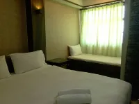 Alpine Lxpd Full Seaview Water Chalet Hotels in Port Dickson