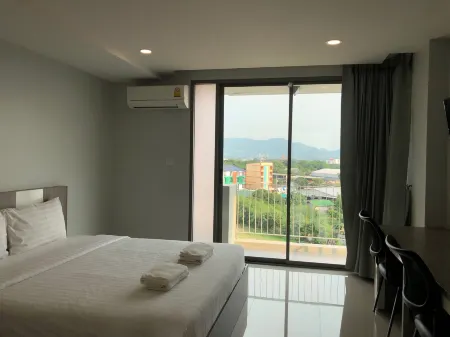 ONPA Hotel & Residence Bangsaen