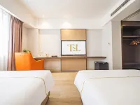 Tai Tong Hotel (Chengdu Chunyi Taisheng Road Line 4 Metro Station) - 3 Sao