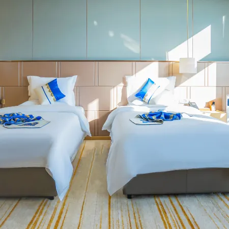 DeLingHa Chaidam Hotel