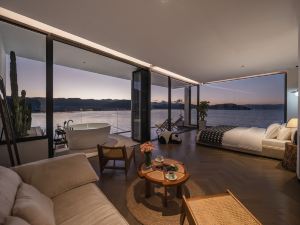 Antu·Liujian Zanghai villa private accommodation with full sea view