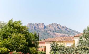 B&B Hôtel Fréjus Roquebrune-Sur-Argens