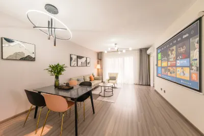 Fanchenli Homestay (Chunxi Road Taikoo Li) Các khách sạn gần Dongmen Wharf