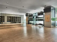 Novotel Singapore on Kitchener Отели рядом с достопримечательностью «Каланг»