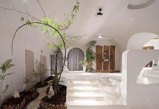 18 디그리스 스마트 호텔의 욕실 전경 