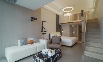 Yuhouse High Altitude Sea View Loft Apartment (Shantou High Speed Railway Station Branch)