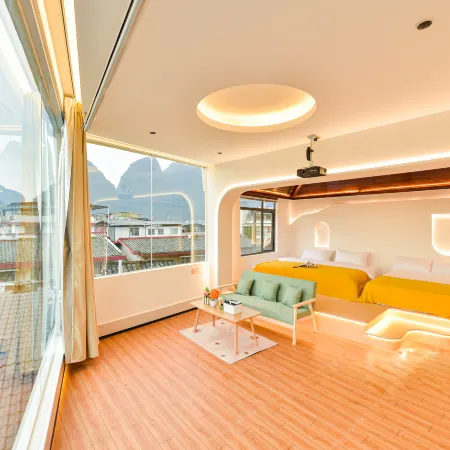 Yangshuo Fangxing Weiai Huayun Homestay (West Street Lijiang Branch)
