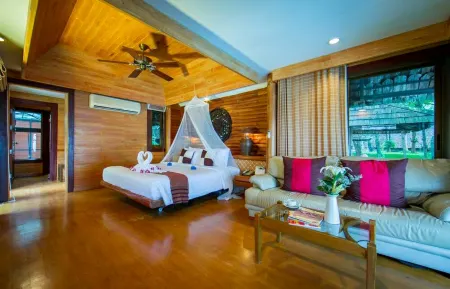 Sunset Park Resort & Spa by SWR Отели в г. Sattahip