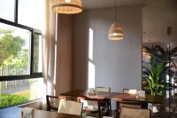 Grand Hotel Mangshi Shengshui Lake - breakfast