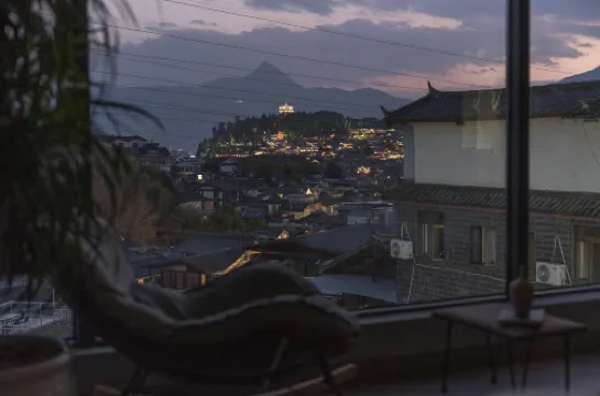 Lijiang Hourglass and Jun View Homestay